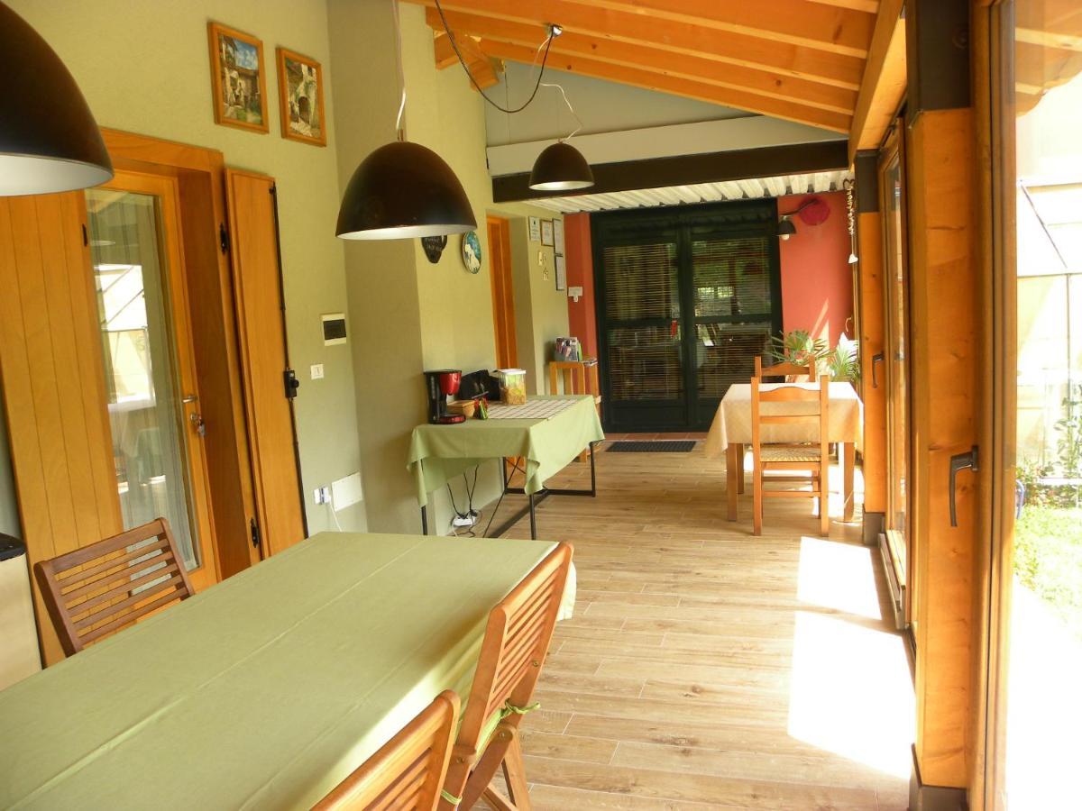 B&B Louc Gubit Frisanco Exteriör bild